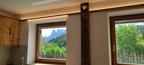 Interior - Holiday Apartment 'Aschnerhof Auf'm Egg' with Mountain View, Private Terrace and Wi-Fi (Renon)
