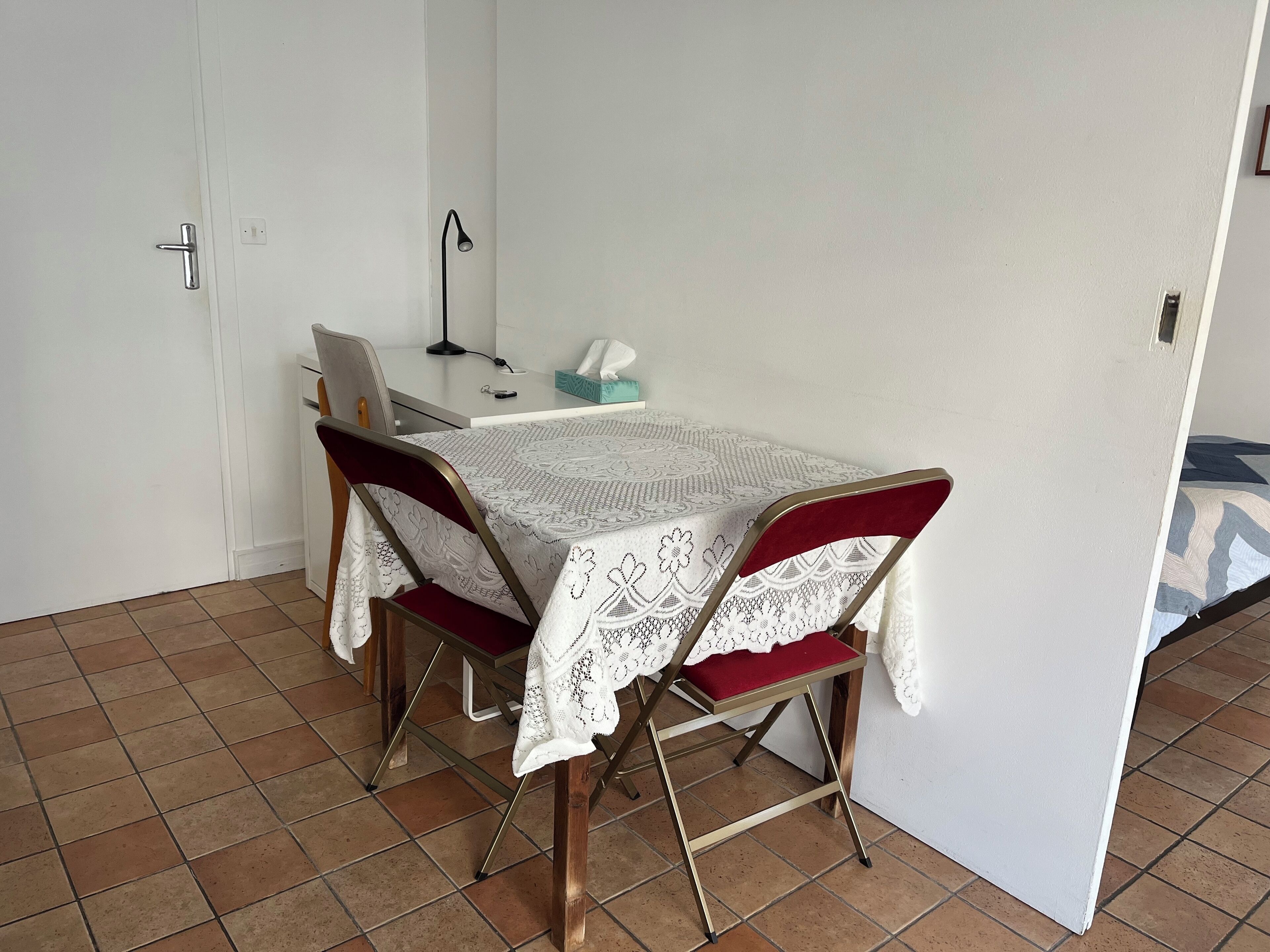 1 bedroom, WiFi, bed sheets