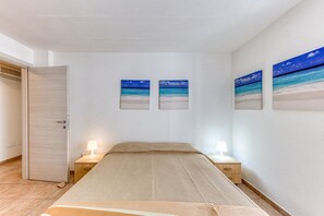 3 bedrooms, free WiFi - Holiday Home 'Villetta Concetta' with Private Terrace, Wi-Fi & Air Conditioning (Pescoluse Marina di Salve)