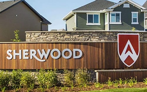 Relax, feel home: 2 Bed, Large Living & Home Theatre green home upscale neighbor