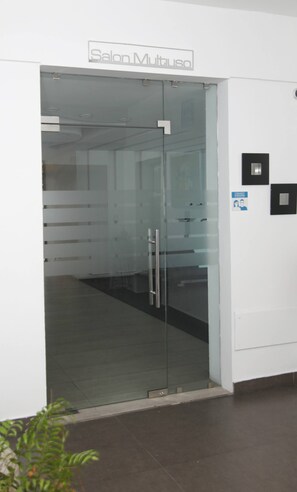 Leilighet, 2 soverom, tilgjengelighetstilpasset, røyk | Overnattingsstedets uteområder