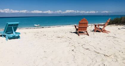 WrigleyVilla, Beach Villa That's Actually On The Beach