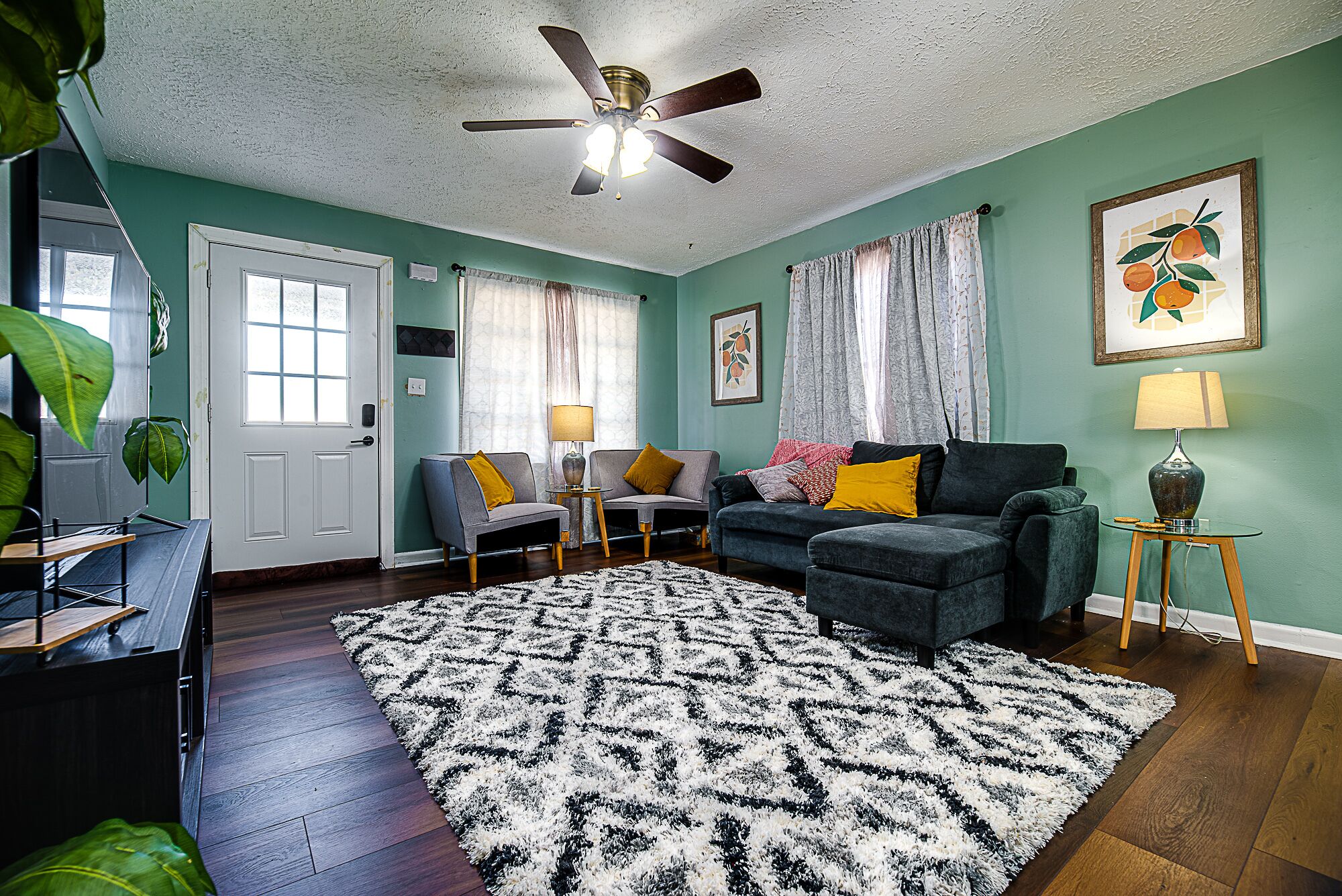 Cozy house in Savannah! 