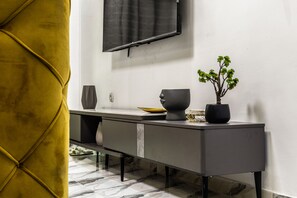 Interior - Unique 2 Br apartment near Angré Nouveau Chu (Abidjan)