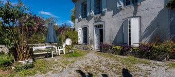Country House "Etape En Barétous" with Private Terrace, Private Garden & Wi-Fi