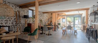 Country House "Etape En Barétous" with Private Terrace, Private Garden & Wi-Fi