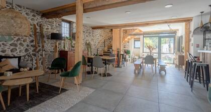 Country House "Etape En Barétous" with Private Terrace, Private Garden & Wi-Fi