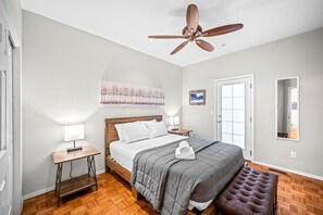 5 habitaciones, escritorio, tabla de planchar con plancha y wifi gratis 