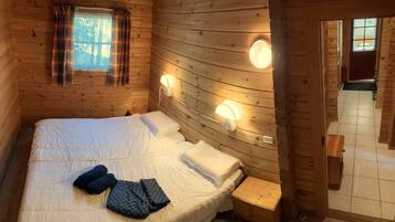 3 多间卧室、免费 WiFi、床单