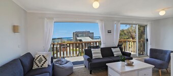 Southport - pet friendly home near to the ocean