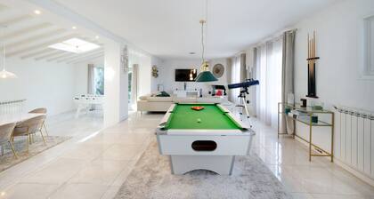 Villa 'Standing Biarritz' mit privatem Pool, privater Terrasse und WLAN
