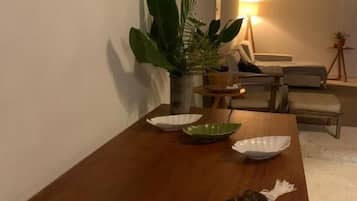 Televisor intel·ligent de 43 polzades amb canals digitals i Netflix