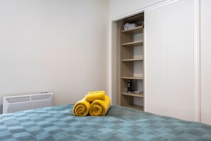 1 quarto, ferros/tábuas de passar roupa, Wi-Fi, roupa de cama