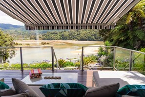 Property grounds - The Kaiteri Beach House by Southern Comfort Accommodation (Kaiteriteri)