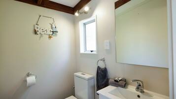 Hair dryer, towels