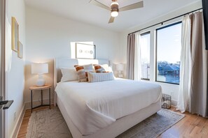 4 chambres, fer et planche à repasser, Wi-Fi gratuit, draps fournis