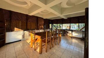 32-inch TV with cable channels