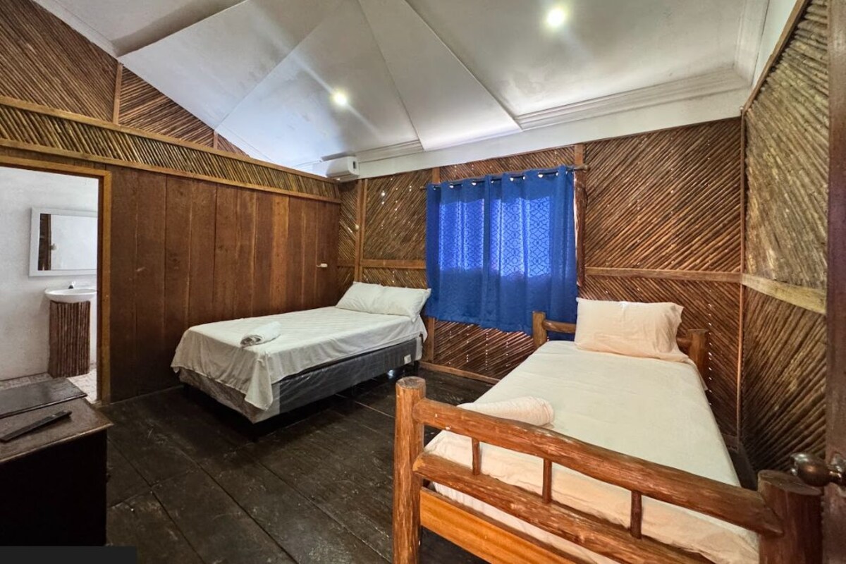 Basic Room | Cadar katil 