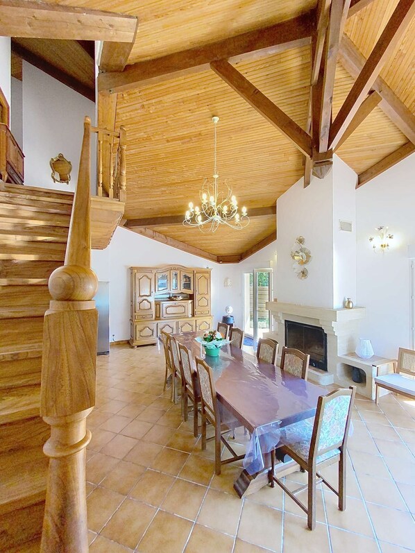 Dining - Villa 5 bedrooms for 10 people in Lacanau ocean, beach walk (LACANAU OCEAN)