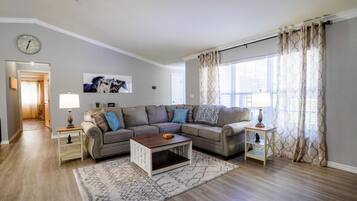 TV, fireplace, offices, printers