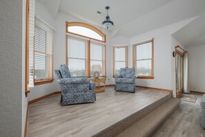 TV, books - 2062 - Paradise Found, Walk to Beach, Private Pool, Hot Tub, Updated Kitchen! (Corolla)