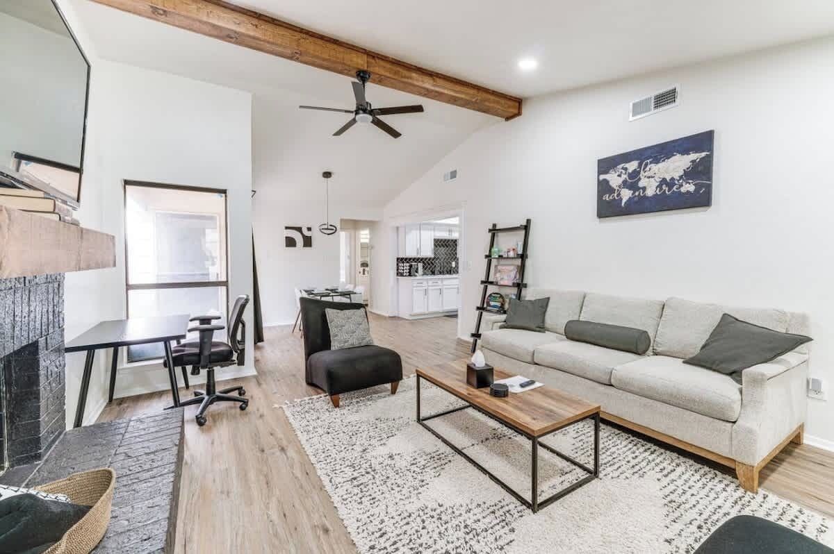 TV, fireplace, offices