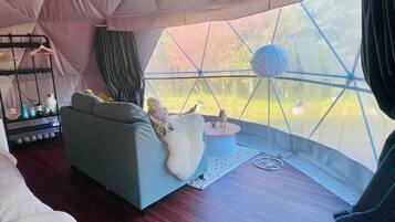 Comfort Tent, 1 Bedroom, Non Smoking, Refrigerator | 1 bedroom, individually decorated, individually furnished, bed sheets