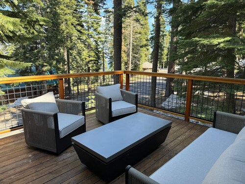 The Pinecrest Retreat