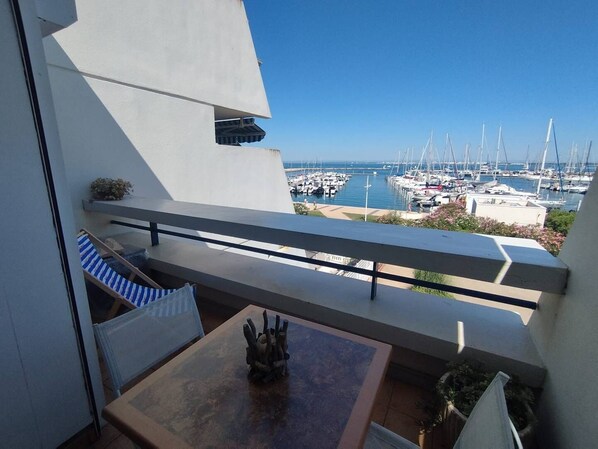 Terrace/patio - AS24097-P2 sea view- Swimming pool- Private parking -tennis (LE GRAU DU ROI)