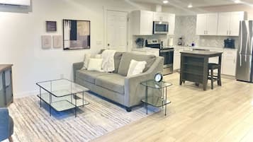 Smart TV, books, offices