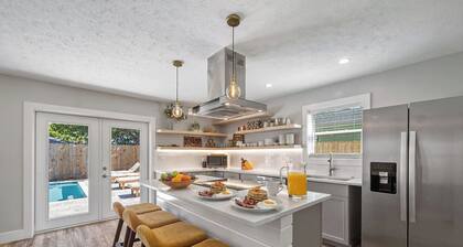 Bikes, Pool, Fire Pit, Bonfires • Near Pier Park & Beaches | G By The Sea