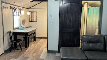 Smart TV, DVD player, video library