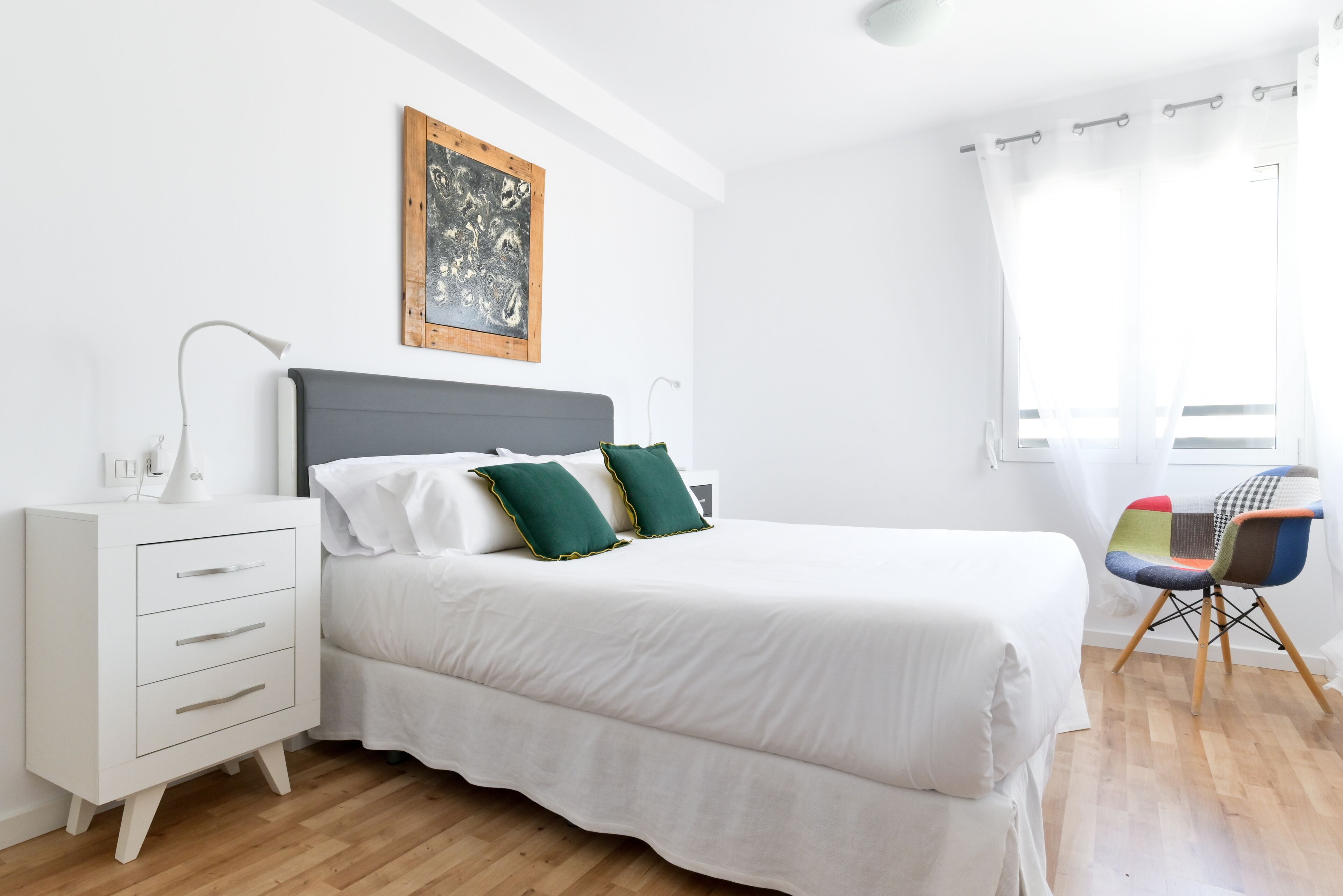 2 bedrooms, iron/ironing board, travel crib, free WiFi