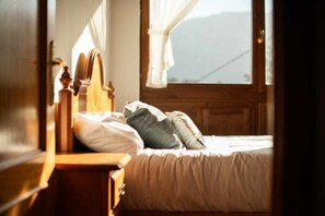 3 chambres, fer et planche à repasser, lit parapluie, Wi-Fi gratuit