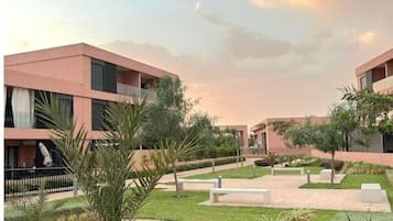 Enceinte de lâhĂ©bergement