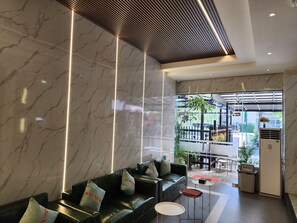 Lobby lounge - BKK Concept Hotel (Phnom Penh)