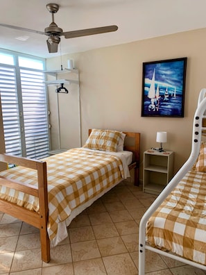 3 bedrooms, desk, iron/ironing board, travel crib