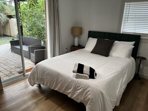 3 bedrooms, iron/ironing board, travel crib, free WiFi
