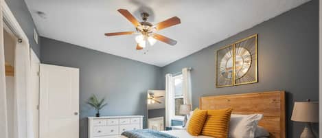 Basic House | 3 bedrooms, free WiFi