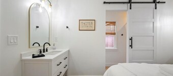 Fifth Street Cottage