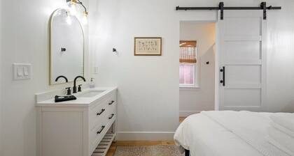 Fifth Street Cottage