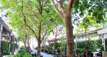 Breathtaking Miami Four Seasons