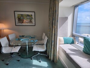 Dining - Breathtaking Miami Four Seasons (Miami)