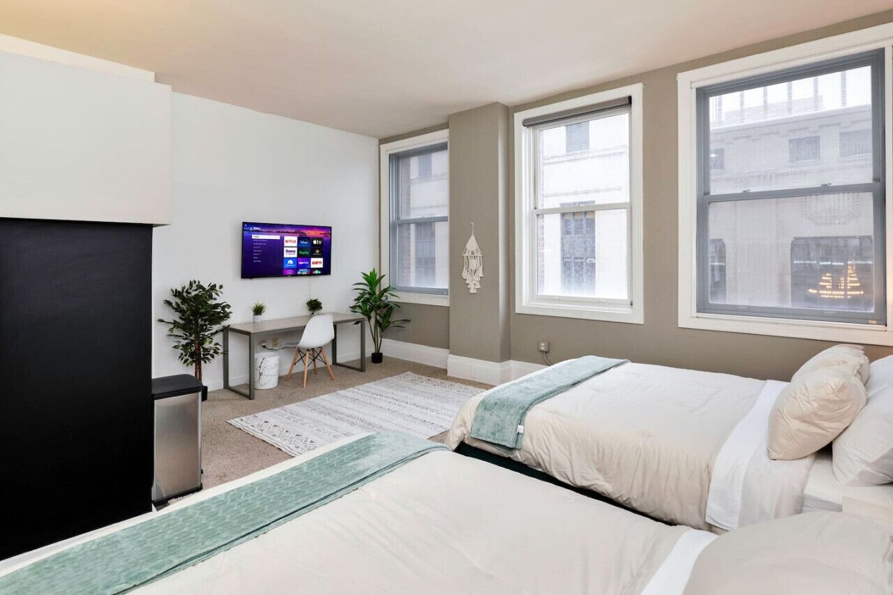 Desk, iron/ironing board, free WiFi, bed sheets