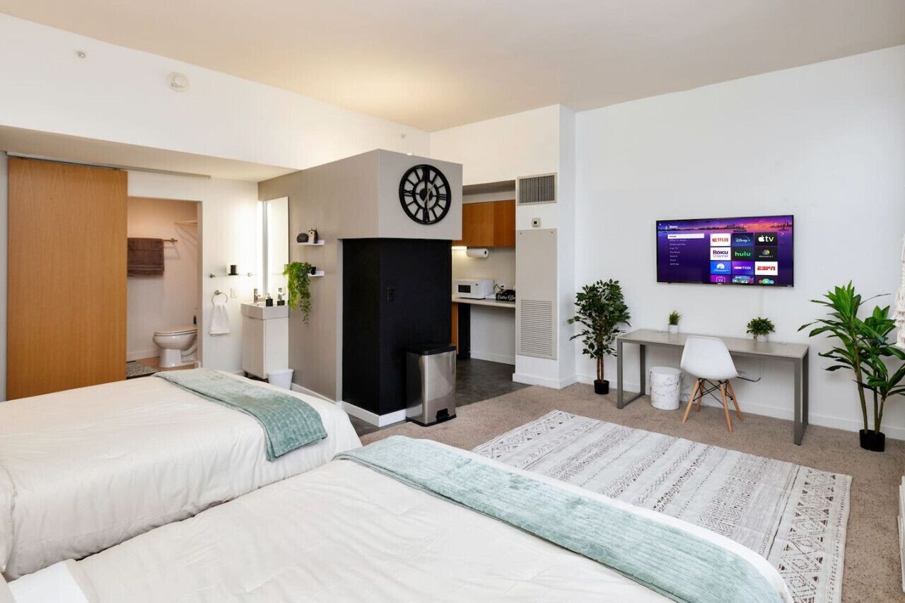 Desk, iron/ironing board, free WiFi, bed sheets