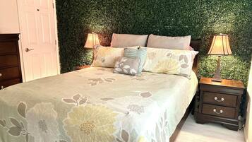 2 bedrooms, desk, iron/ironing board, travel cot