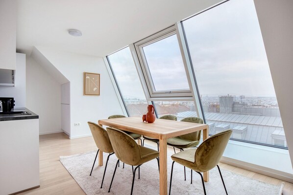 Dining - Cool Maisonette 2BR apartment with Elevator by Blueground (Vienna)