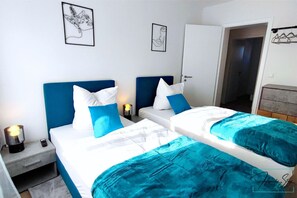 2 多间卧室、办公桌、免费 WiFi