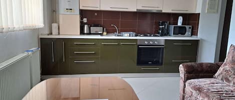 Microwave, oven