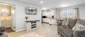 The Pinny City Suite